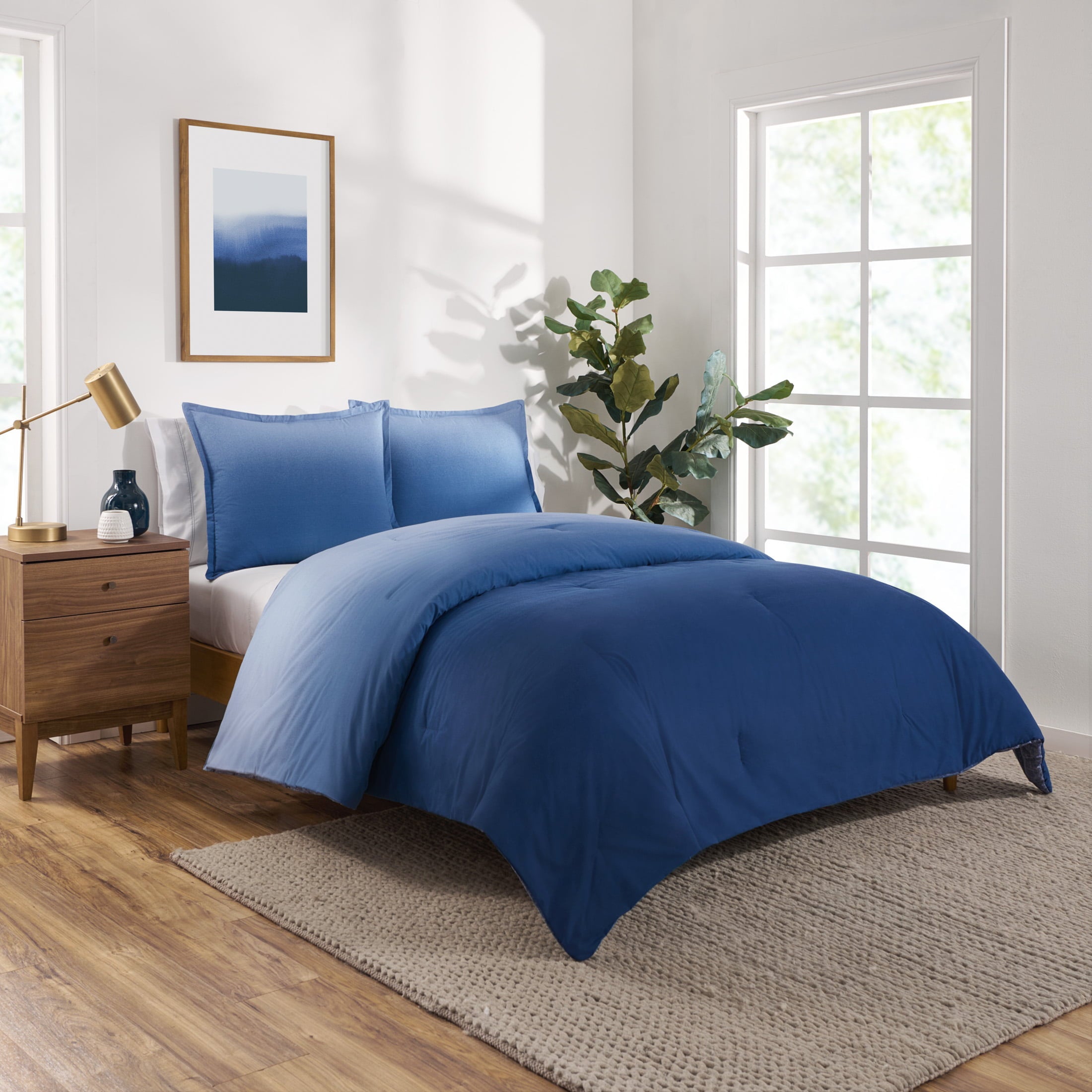 Gap Home Ombre Reversible Organic Cotton Blend Comforter Set, King, Blue, 3-Pieces