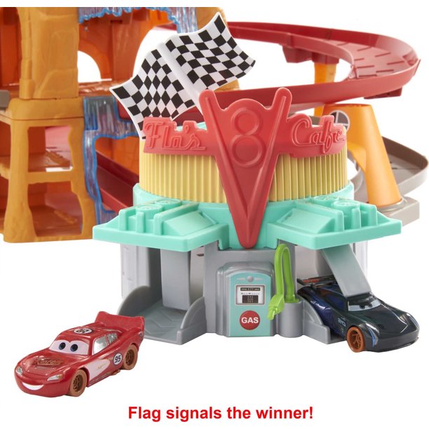 Cars Radiator Springs Mountain Race Playset with Two Vehicles
