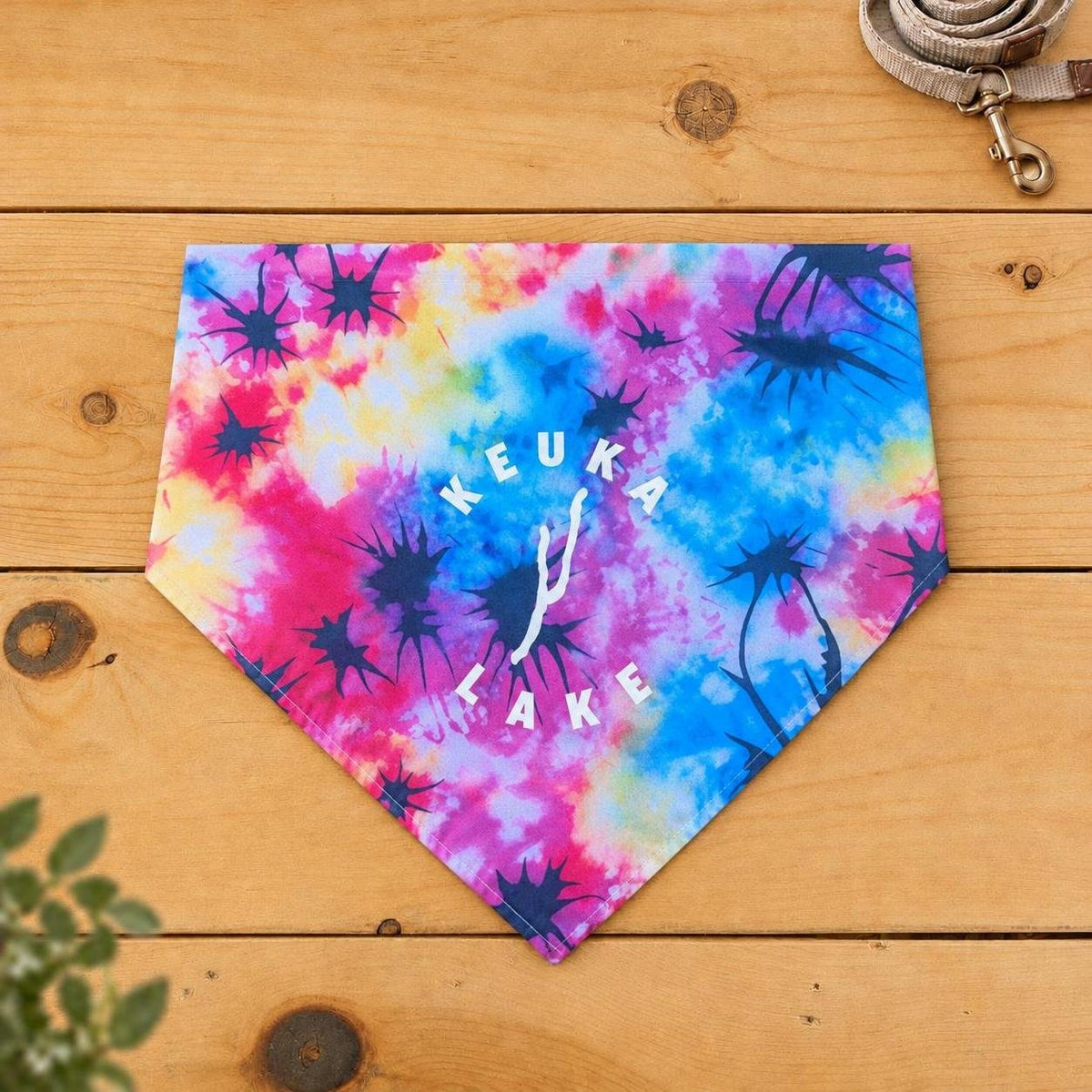 Keuka Lake dog bandana, Star Splatter tie-dye pattern